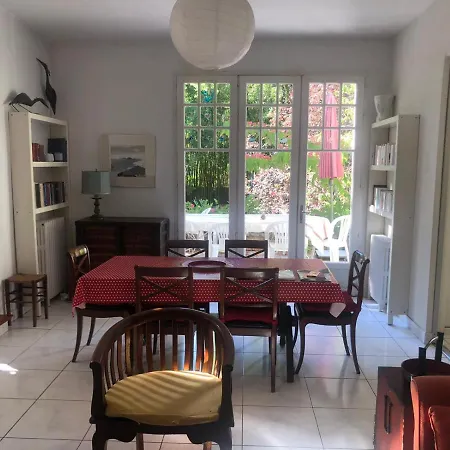 Вилла 10-12 Pers Centre 300m De La Ла-Боль-Эскублак