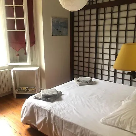 10-12 Pers Centre 300m De La Вилла