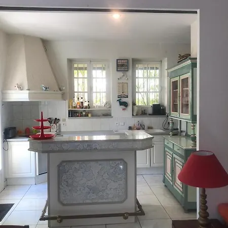 10-12 Pers Centre 300m De La Вилла