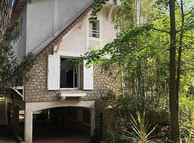 Villa 10-12 Pers Centre 300m De La